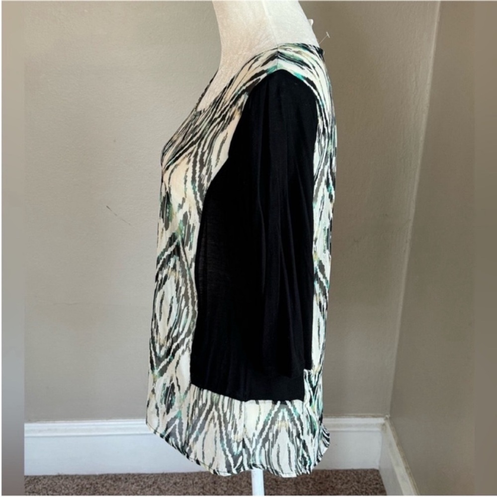 DayTrip Multicolored Sheer Pattern Blouse - Picture 4 of 9